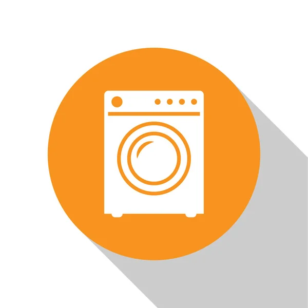 Біла Шайба ікона ізольована на білому фоні. Піктограма пральної машини. Мийка одягу-пральна машина. Символ побутової техніки. Помаранчеве коло кнопки. Плоский дизайн. Векторна ілюстрація — стоковий вектор