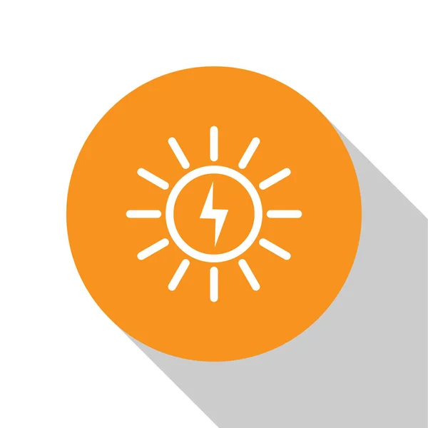 Biała ikona linii słonecznej w panelu energetycznym na białym tle. Pomarańczowy przycisk koła. Ilustracja wektorowa — Wektor stockowy
