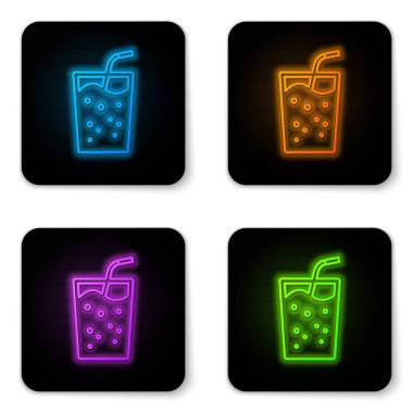 Beyaz arka plan üzerinde izole su simgesi ile Parlayan neon Cam. Soda, pipetli bardak içilir. Taze soğuk içecek sembolü. Siyah kare düğme. Vektör İllüstrasyonu