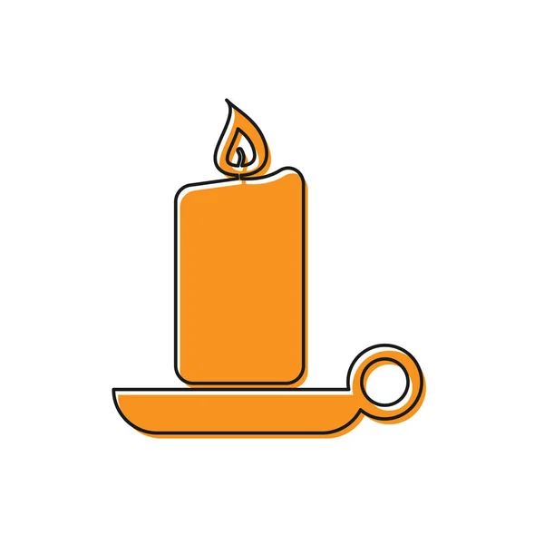 Candela arancio Burning in icona candeliere isolato su sfondo bianco. Una vecchia candela accesa. Candela cilindrica aromatica bastone con fiamma ardente. Illustrazione vettoriale — Vettoriale Stock