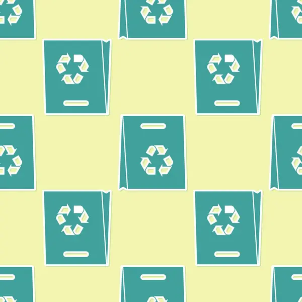 Bolsa de compras de papel verde con icono de reciclaje aislado patrón sin costura sobre fondo amarillo. Bolsa con símbolo de reciclaje. Ilustración vectorial — Archivo Imágenes Vectoriales