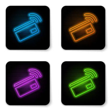 Beyaz arka planda izole edilmiş nfc kart simgesi ile parlayan neon Temassız ödeme. Radyo dalga işareti olan kart. Kredi kartı ödemesi. Siyah kare düğme. Vektör İllüstrasyonu