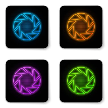 Beyaz arka planda yalıtılmış parlayan neon Kamera deklanşör simgesi. Siyah kare düğme. Vektör İllüstrasyonu