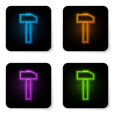 Beyaz arka planda izole parlayan neon Hammer simgesi. Onarım aracı. Siyah kare düğme. Vektör İllüstrasyonu