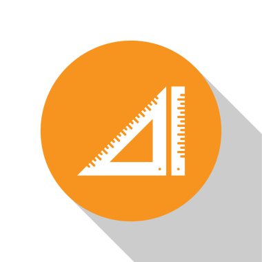 Beyaz arka planda yalıtılmış beyaz üçgen cetvel simgesi. Düz sembolü. Geometrik sembol. Turuncu daire düğmesi. Vektör Illustration