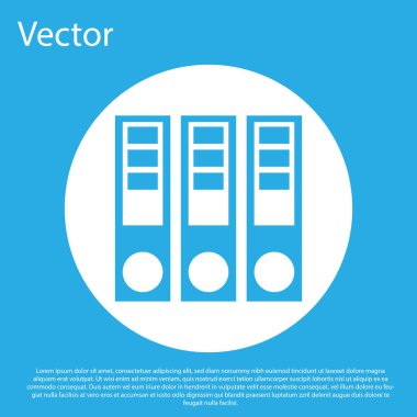 Mavi arka planda yalıtılmış kağıtlar ve belgeler simgesi ile mavi Office klasörleri. Ofis bağlayıcıları. Arşiv klasör işareti. Beyaz daire düğmesi. Vektör Illustration