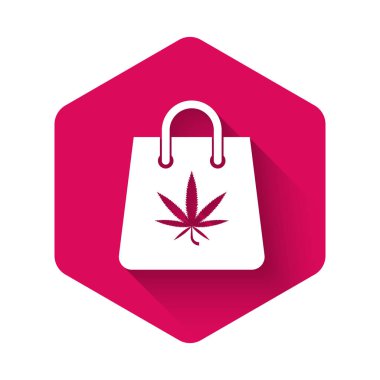 Tıbbi marihuana dolu beyaz alışveriş poşeti ya da uzun gölgeli kenevir yaprağı ikonu. Kenevir almak. Kenevir sembolü. Pembe altıgen düğmesi. Vektör İllüstrasyonu