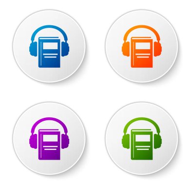 Beyaz arka planda izole renkli ses kitap simgesi. Kulaklıkla kitap. Ses kılavuzu işareti. Online öğrenme konsepti. Daire düğmelerinde simgeleri ayarlayın. Vektör Illustration