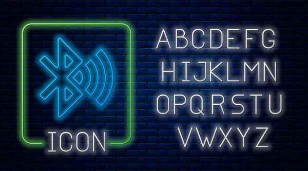 Świecące Neon Bluetooth podłączony ikona izolowane na tle muru ceglanego. Neon światła alfabetu. Ilustracja wektorowa — Wektor stockowy