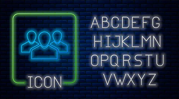 Піктограма групи світяться неонові користувачі ізольовані на фоні цегляної стіни. Група людей значок. Символ бізнес-аватара - піктограма профілю користувачів. Неоновий легкий алфавіт. Векторна ілюстрація — стоковий вектор