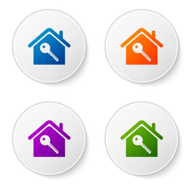 Beyaz arka planda yalıtılmış anahtar simgesine sahip Renkli Ev. Evin anahtar teslimi konsepti. Simgeleri daire düğmelerine ayarlayın. Vektör İllüstrasyonu