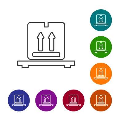 Beyaz arka plan üzerinde palet simgesi üzerinde gri çizgi Karton kutular. Kırılgan işaretleri ile kapalı karton teslimat ambalaj kutusu. Simgeleri renk çemberi düğmelerinde ayarlayın. Vektör İllüstrasyonu