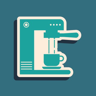 Yeşil Kahve makinesi ve kahve fincanı simgesi mavi arka plan üzerinde izole. Uzun gölge stili. Vektör İllüstrasyonu