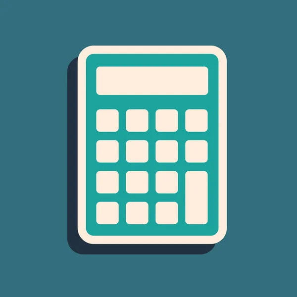 Icono de la calculadora verde aislado sobre fondo azul. Símbolo contable. Cálculos de negocio matemáticas educación y finanzas. Estilo de sombra larga. Ilustración vectorial — Archivo Imágenes Vectoriales