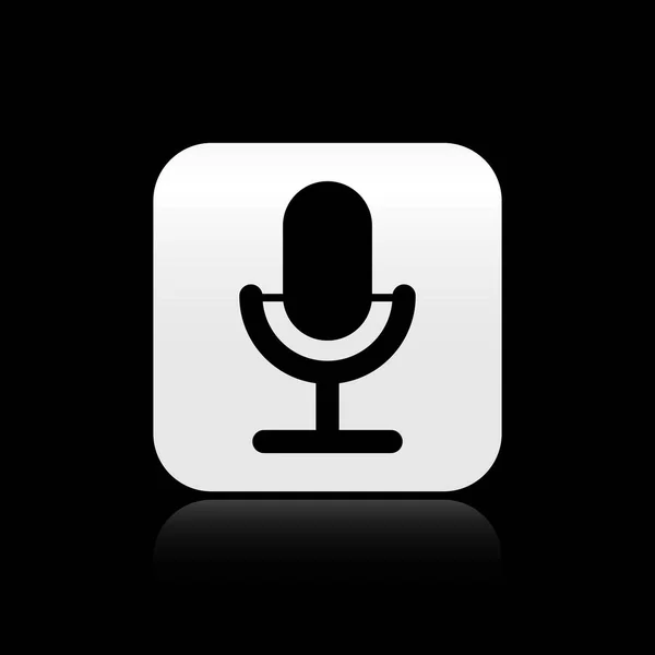 Siyah arka planda yalıtılmış siyah mikrofon simgesi. Hava radyo mikrofon mikrofon. Hoparlör işareti. Gümüş kare düğme. Vektör İllüstrasyonu — Stok Vektör