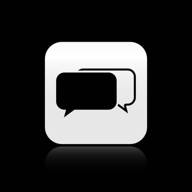Siyah arka planda yalıtılmış Siyah Sohbet simgesi. Konuşma kabarcıkları sembolü. Gümüş kare düğme. Vektör İllüstrasyonu