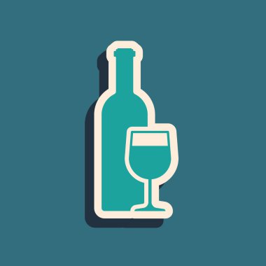 Yeşil Şarap şişe şarap cam simgesi mavi arka plan izole ile. Uzun gölge stili. Vektör İllüstrasyonu