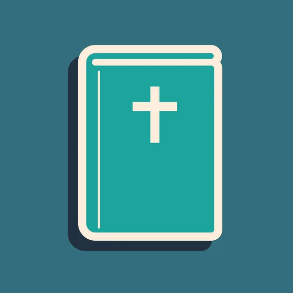 Libro de la Sagrada Biblia verde icono aislado sobre fondo azul. Estilo de sombra larga. Ilustración vectorial — Archivo Imágenes Vectoriales