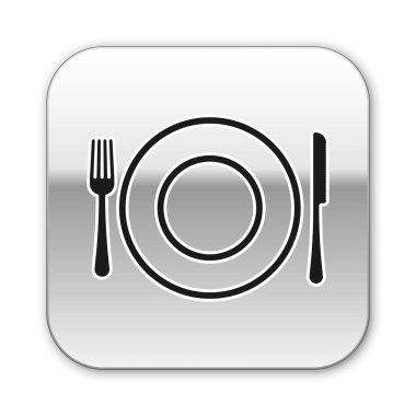 Siyah Plaka, çatal ve bıçak simgesi beyaz arka plan üzerinde izole. Çatal bıçak takımı sembolü. Restoran tabelası. Gümüş kare düğme. Vektör İllüstrasyonu