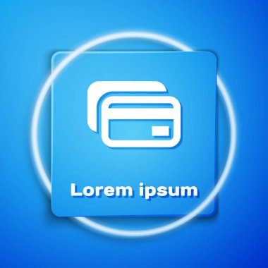 Mavi arkaplanda beyaz kredi kartı simgesi izole edildi. Çevrimiçi ödeme. Nakit çekilmesi. Finansal operasyonlar. Alışveriş tabelası. Mavi kare düğme. Vektör İllüstrasyonu