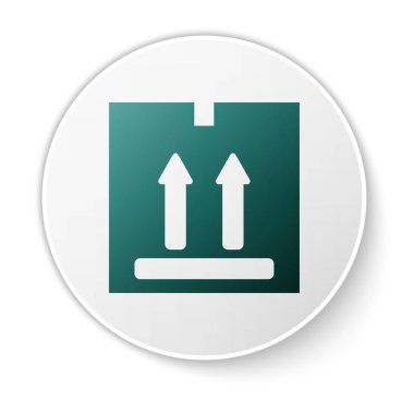 Beyaz arka planda izole trafik sembolü simgesi ile Yeşil Karton kutu. Kutu, paket, paket tabelası. Teslimat, nakliye ve nakliye. Beyaz daire düğmesi. Vektör İllüstrasyonu