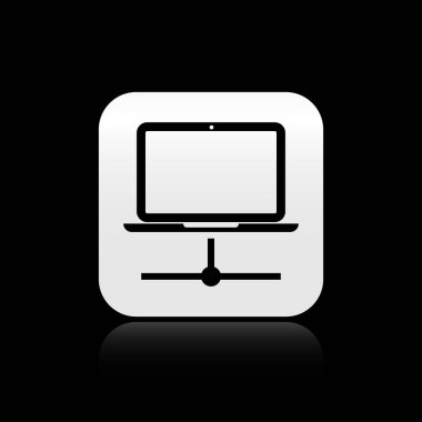 Siyah arka planda yalıtılmış siyah bilgisayar ağ simgesi. Dizüstü bilgisayar ağı. İnternet bağlantısı. Gümüş kare düğme. Vektör İllüstrasyonu