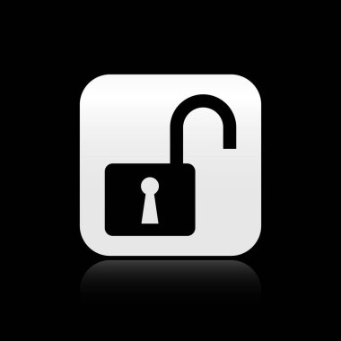 Siyah arka planda yalıtılmış Siyah Açık asma kilit simgesi. Kilit işaretini açtı. Siber güvenlik konsepti. Dijital veri koruması. Güvenlik güvenliği. Gümüş kare düğme. Vektör İllüstrasyonu