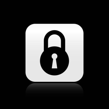 Siyah arka planda yalıtılmış Siyah Kilit simgesi. Asma kilit işareti. Güvenlik, güvenlik, koruma, gizlilik kavramı. Gümüş kare düğme. Vektör İllüstrasyonu
