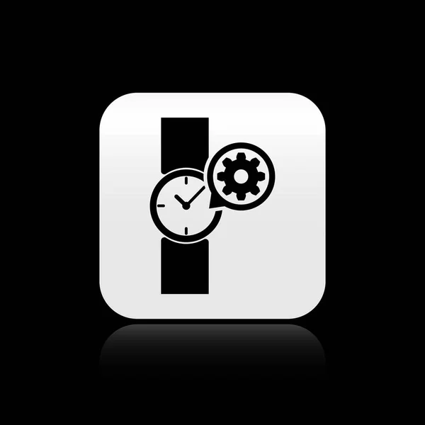 Reloj de pulsera negro e icono de engranaje aislado sobre fondo negro. Ajustar la aplicación, concepto de servicio, opciones de configuración, mantenimiento, reparación, fijación. Botón cuadrado plateado. Ilustración vectorial — Archivo Imágenes Vectoriales