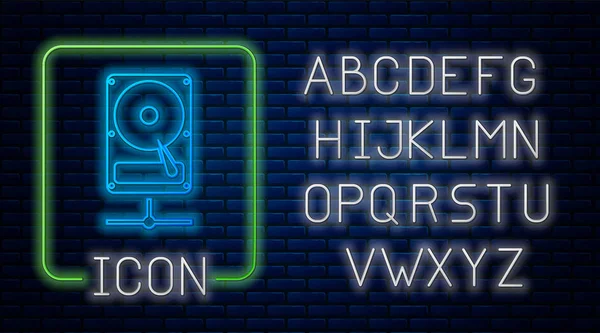 Glühende Neon-Festplatte auf Sharing-Netzwerk-Symbol isoliert auf Backsteinmauer Hintergrund. Neonlicht-Alphabet. Vektorillustration — Stockvektor
