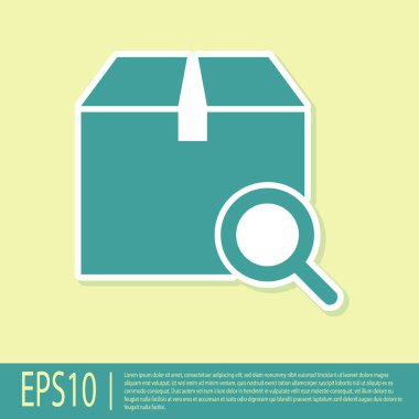 Yeşil Arama paketi simgesi sarı arka planda yalıtılmış. Parsel izleme sembolü. Büyüteç ve karton kutu. Lojistik ve teslimat. Vektör İllüstrasyonu