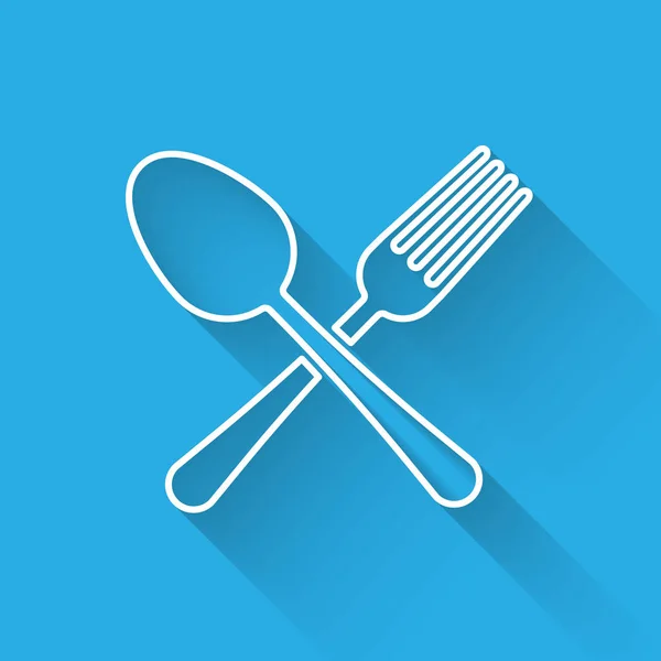 Línea blanca Tenedor cruzado e icono de cuchara aislado con sombra larga. Utensil de cocina. Signo de cubertería. Ilustración vectorial — Vector de stock