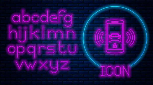 Brilhante neon ícone do sistema de alarme do carro inteligente isolado no fundo da parede de tijolo. O smartphone controla a segurança do carro no wireless. Alfabeto claro de néon. Ilustração vetorial — Vetor de Stock