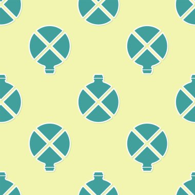 Yeşil Kantin su şişesi ikonu sarı arka planda izole edilmiş pürüzsüz desen. Turist matarası ikonu. Kampanyada bir kavanoz su kullanıldı. Vektör İllüstrasyonu