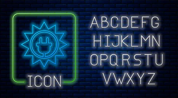 Świecąca neonowa ikona panelu energii słonecznej izolowana na ceglanym tle ściany. Słońce i wtyczka elektryczna. Neonowy alfabet świetlny. Ilustracja wektora — Wektor stockowy