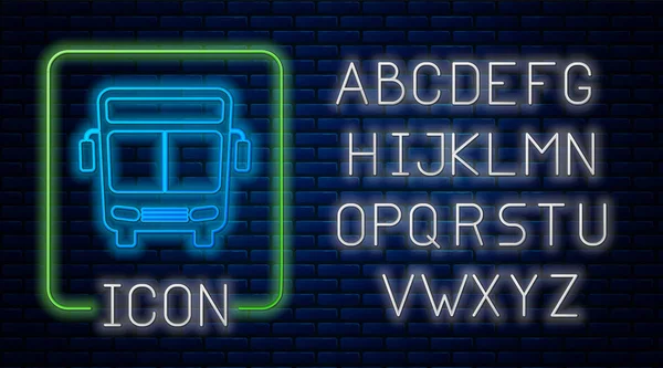 Zářící neon Bus ikona izolované na cihlové zdi pozadí. Koncept dopravy. Znak autobusové dopravy. Cestovní ruch nebo symbol veřejného vozidla. Neonová světlá abeceda. Vektorová ilustrace — Stockový vektor