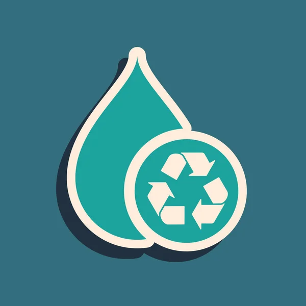Vert Recycler icône aqua propre isolé sur fond bleu. Goutte d'eau avec recyclage des panneaux. Style ombre longue. Illustration vectorielle — Image vectorielle