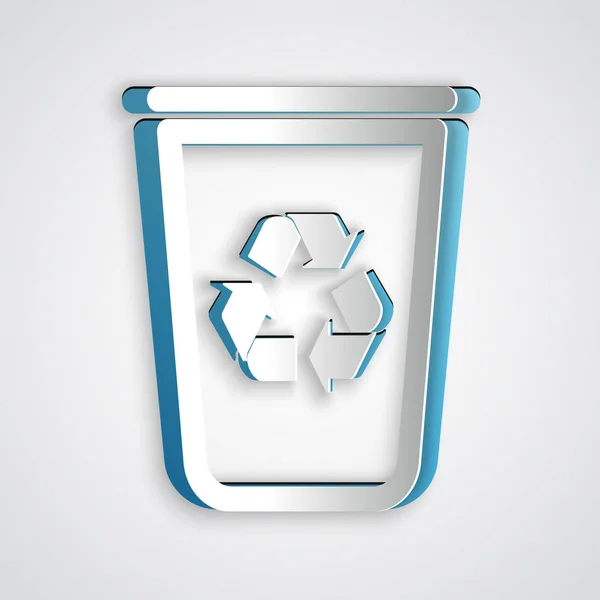 Papier knippen Prullenbak met recycle symbool icoon geïsoleerd op grijze achtergrond. Prullenbakpictogram. Vuilnis bin teken. Recycle mand teken. Papier kunststijl. Vector illustratie — Stockvector