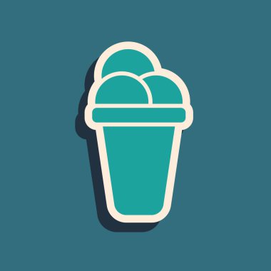 Mavi arkaplanda izole edilmiş yeşil dondurma ikonu. Güzel sembol. Uzun gölge tarzı. Vektör İllüstrasyonu