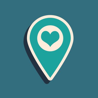 Mavi arka planda izole edilmiş kalp simgesine sahip Yeşil Harita işaretçisi. Uzun gölge stili. Vektör İllüstrasyonu