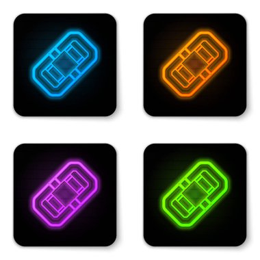 Parlayan neon rafting tekne simgesi beyaz arkaplanda izole edildi. Şişme bot. Su sporları, ekstrem sporlar, tatil, tatil, takım oluşturma. Siyah kare düğme. Vektör İllüstrasyonu