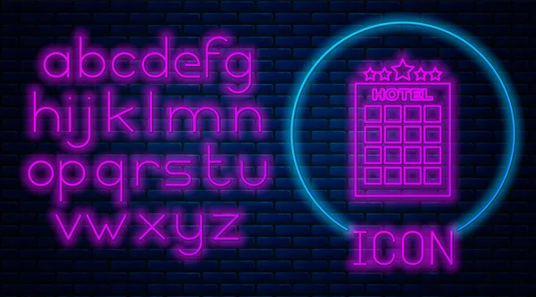 Leuchtende neonfarbene Hotelgebäude Ikone isoliert auf Backsteinwand Hintergrund. Neonlicht-Alphabet. Vektorillustration — Stockvektor