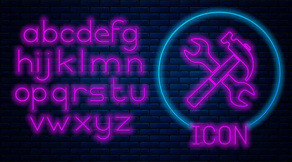 Glowing neon Crossed hammer and wrench icon isolated on brick wall background. Hardware tools. Neon light alphabet. Vector Illustration — Stock Vector