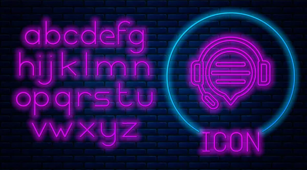 Gloeiende neon koptelefoon met spraakbel chat pictogram geïsoleerd op baksteen muur achtergrond. Ondersteuning klantenservice, hotline, call center, faq, onderhoud. Neon licht alfabet. Vector Illustratie — Stockvector