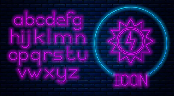 Gloeiende neon zonne-energie paneel pictogram geïsoleerd op baksteen muur achtergrond. Zon met bliksem symbool. Neon licht alfabet. Vector Illustratie — Stockvector