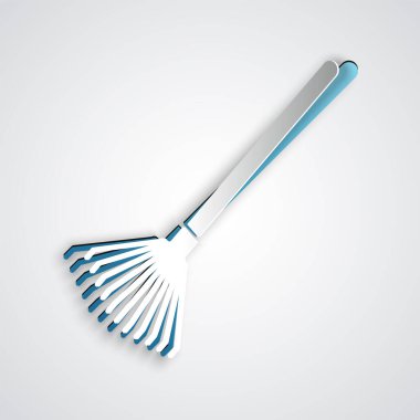 Kağıt kesiği, arka planda izole edilmiş yaprak simgesi için bahçe tırmığı. Bahçecilik, tarım, çiftçilik aleti. Toprak işçisi. Kağıt sanatı tarzı. Vektör İllüstrasyonu