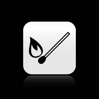 Siyah arka planda izole edilmiş ateş ikonu ile siyah yakma kibriti. Ateşle maç. Kibrit işareti. Gümüş kare düğme. Vektör İllüstrasyonu