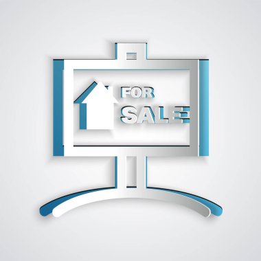 Gri arkaplanda Satılık simgesiyle kağıt kesimi asma işareti. Satılık mesajlı pano. Kağıt sanatı tarzı. Vektör İllüstrasyonu