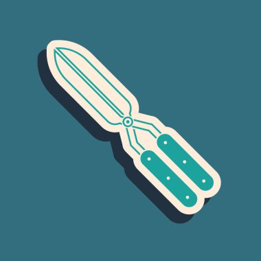 Mavi arkaplanda izole edilmiş simgeyi budamak için yeşil bahçe makası. Ahşap saplı budama makası. Uzun gölge tarzı. Vektör İllüstrasyonu