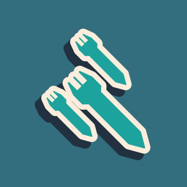 Yeşil Roket simgesi mavi arkaplanda izole edildi. Uzun gölge tarzı. Vektör İllüstrasyonu